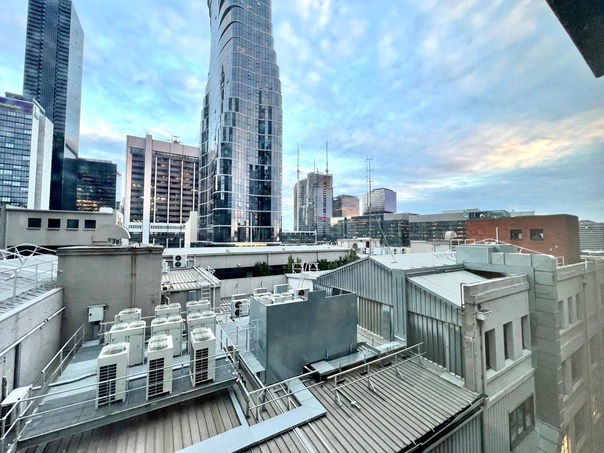 Readyset Apartments On Little Bourke Melbourne Exterior photo